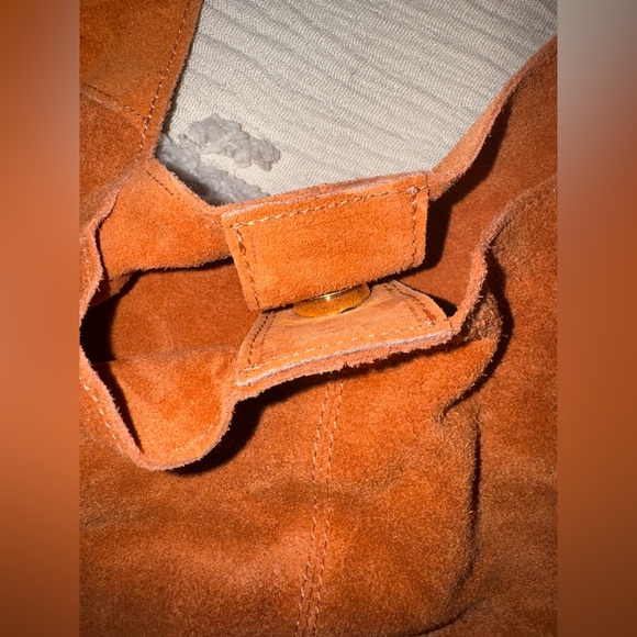 Haute Hippie Tan Suede Hobo Bag with attached wallet NWT - Picture 6 of 8